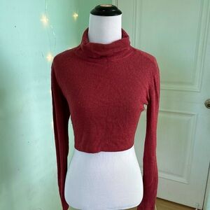 Kendall&Kylie Cropped Turtleneck Top - Terra Cotta